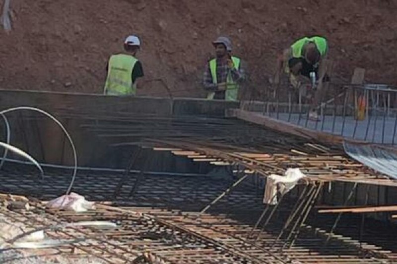 🏗️ Будва: стройка не останавливается в сезон!...