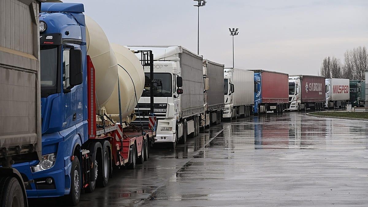 🚧 Черногории грозит блокада пассажирского транспорта. 🇪🇺...