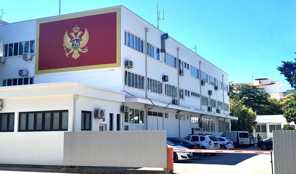 🚨 Полиция раскрыла серию поджогов на побережье...