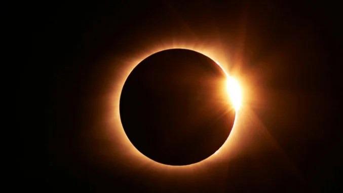 🌕🔭 Публичное наблюдение лунного затмения в Баре...